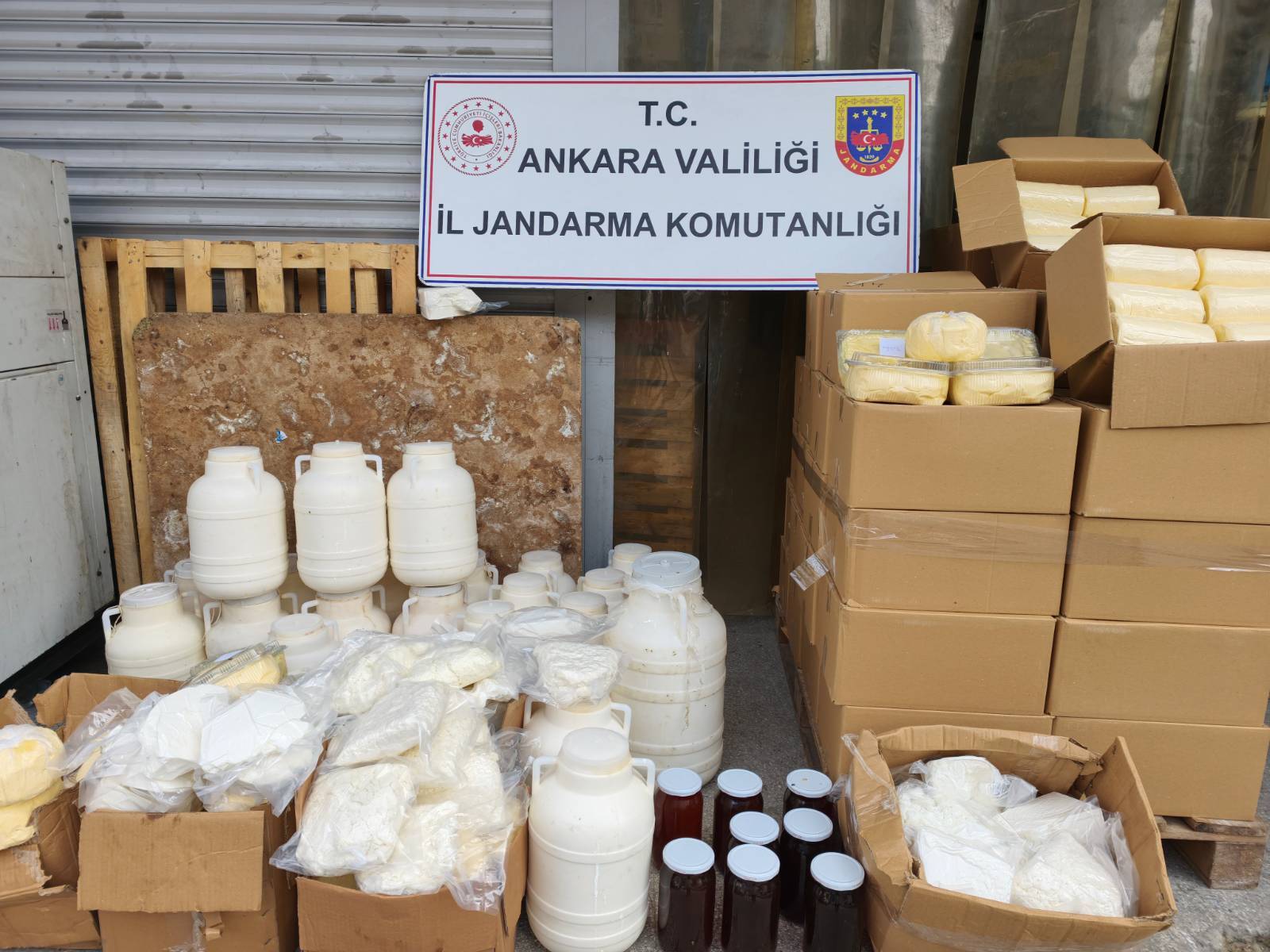 Mutfaklara girmeden yakalandı. Toplam değeri 400 bin TL 
