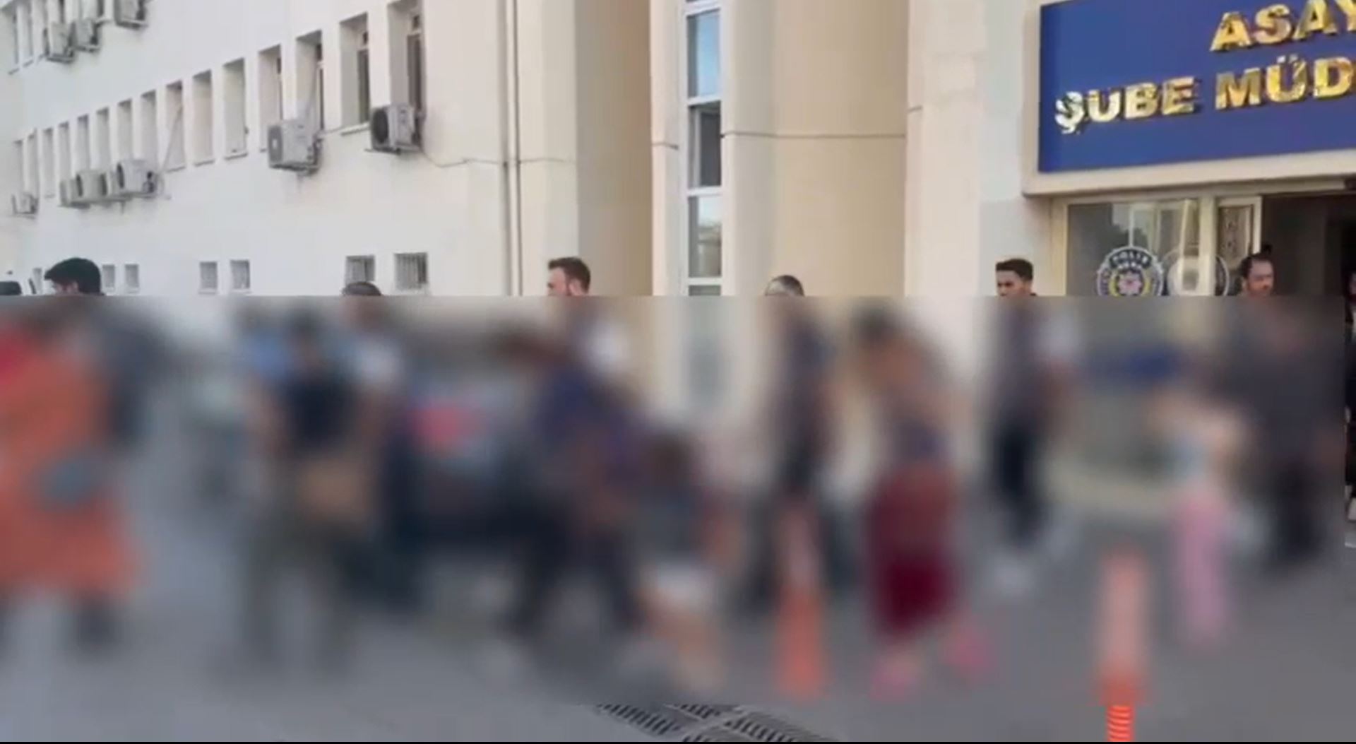 Çocukları dilendiriyorlardı, NATO Zirvesi öncesi yakalandılar
