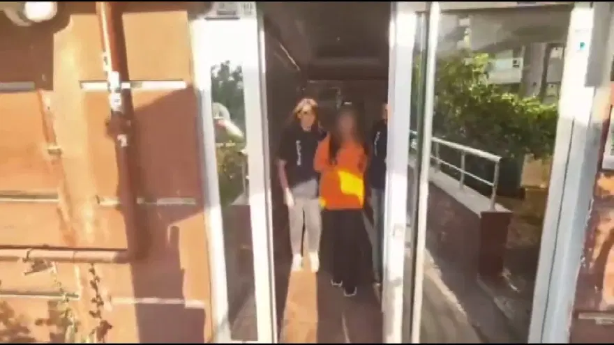 Ankara'da sevgili olma tuzağı: Dokuz şüpheli gözaltında 3 Ankara'da sevgili olma tuzağı: Dokuz şüpheli gözaltında 3