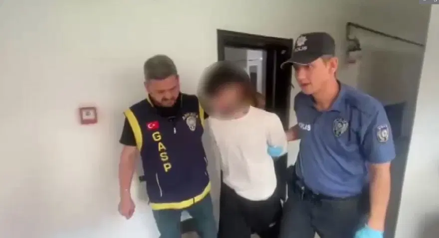 Ankara'da "Ağa"ya operasyon: Evinden senetler çıktı 1