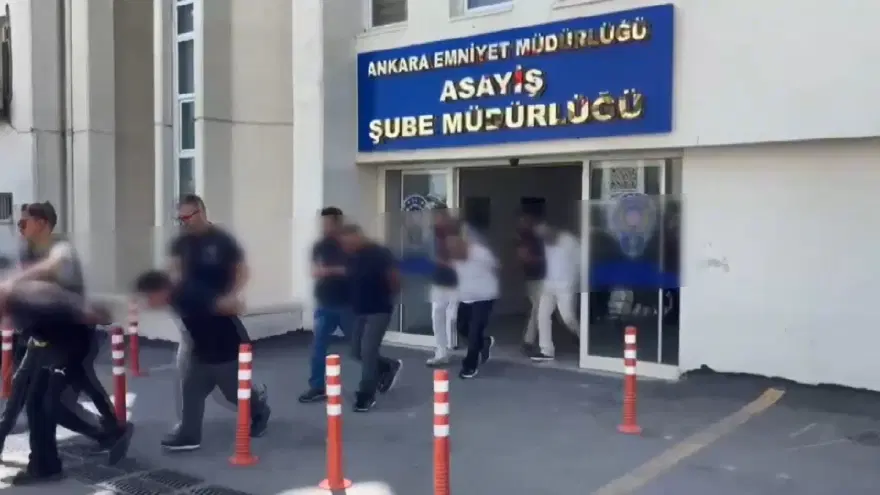 Ankara'da değnekçilere operasyon 2 Ankara'da değnekçilere operasyon 2