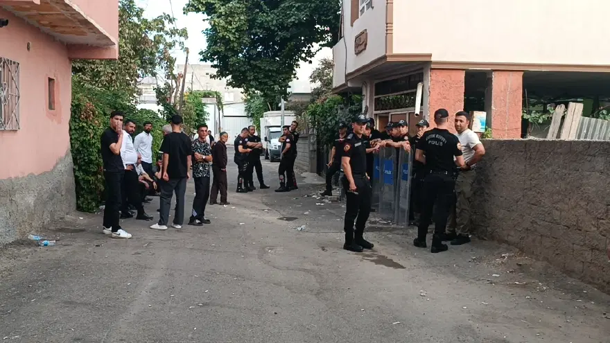 Batman'da vahşet. Annesini öldürüp cesedini çöp konteynerine attı 1