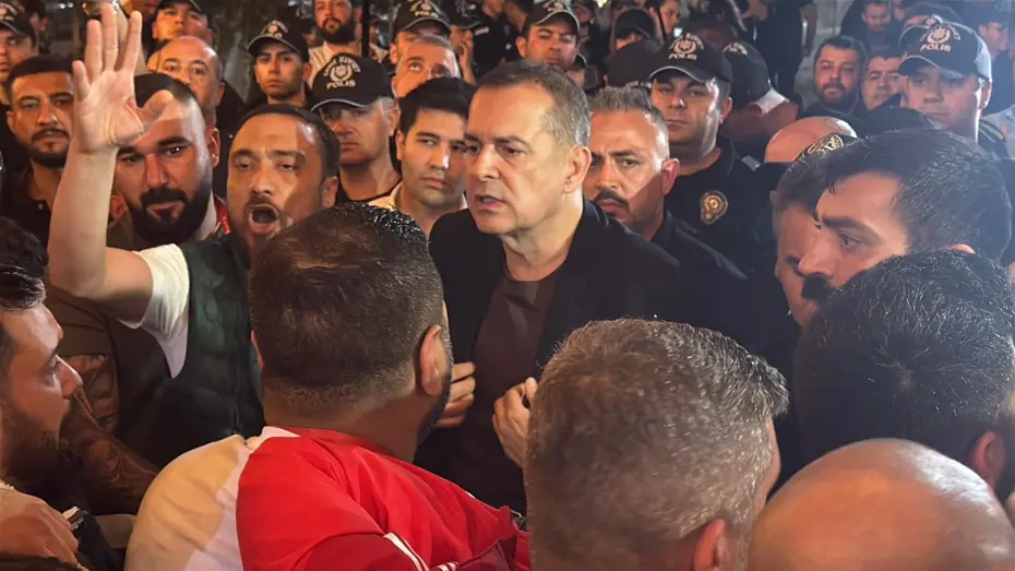 Küme düştükten sonra verdi veriştirdi. Galatasaray, Fenerbahçe ve Trabzonspor'a olay sözler