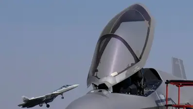 Rusya'nın Su-57 savaş uçağı, adı açıklanmayan bir ülkeye satıldı