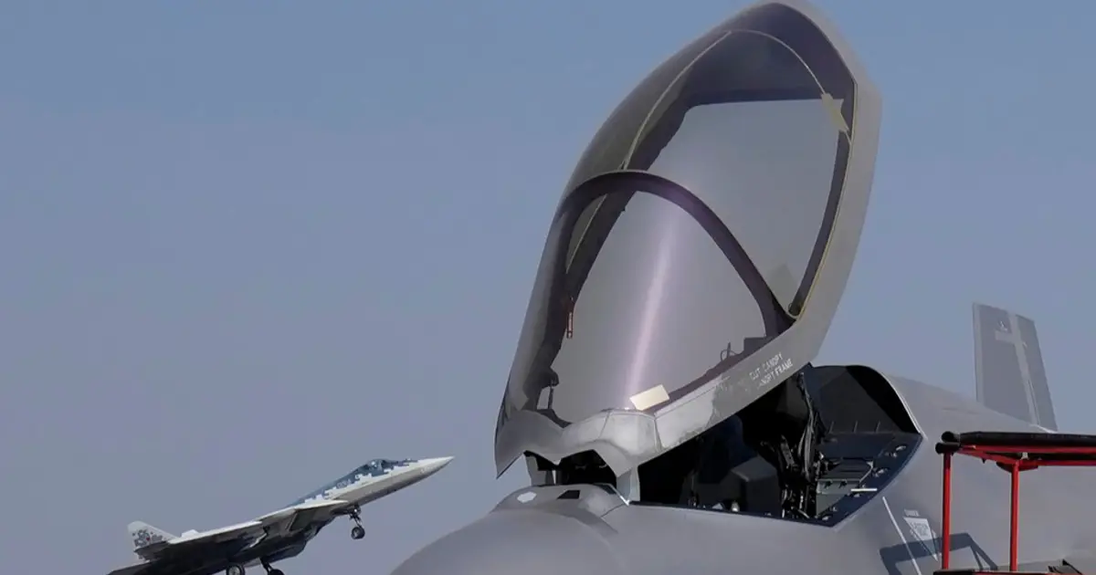 Rusya'nın Su-57 savaş uçağı, adı açıklanmayan bir ülkeye satıldı