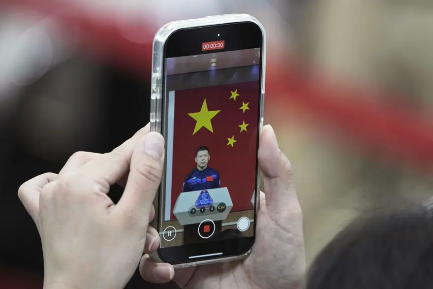 Haber: Mahsur kalan astronotlar yedek kapsülle Dünya’ya dönüyor