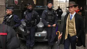 Louvre’daki gizemli "dedektif"in sırrı ortaya çıktı