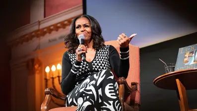 Michelle Obama'ya göre ABD bir kadın başkana hazır değil