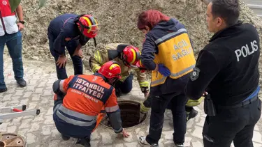 Avcılar'da rögara düşen kadını itfaiye ekipleri kurtardı