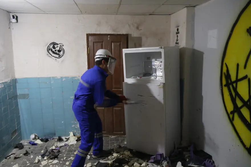 SEVGİLİSİYLE KAVGA EDEN BURAYA GELİYOR 1