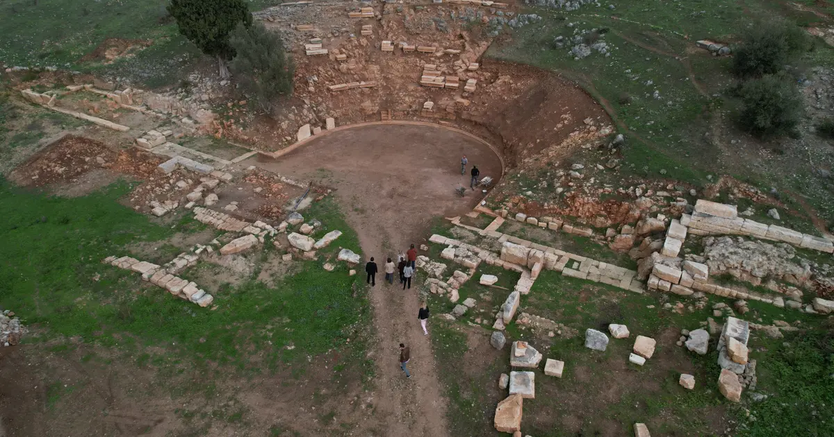 Gölyazı'daki 2 bin yıllık antik tiyatro kazılarında sona gelindi