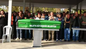 Evinde iple asılı bulunan genç kurtarılamadı