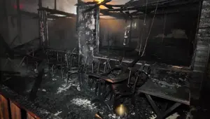 Şömine tutuştu, restoran küle döndü