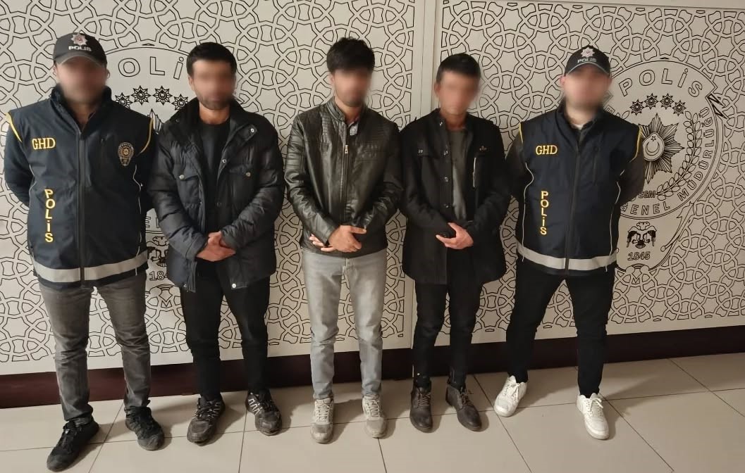Göçmen kaçakçılığı operasyonu: 2 şüpheli yakalandı