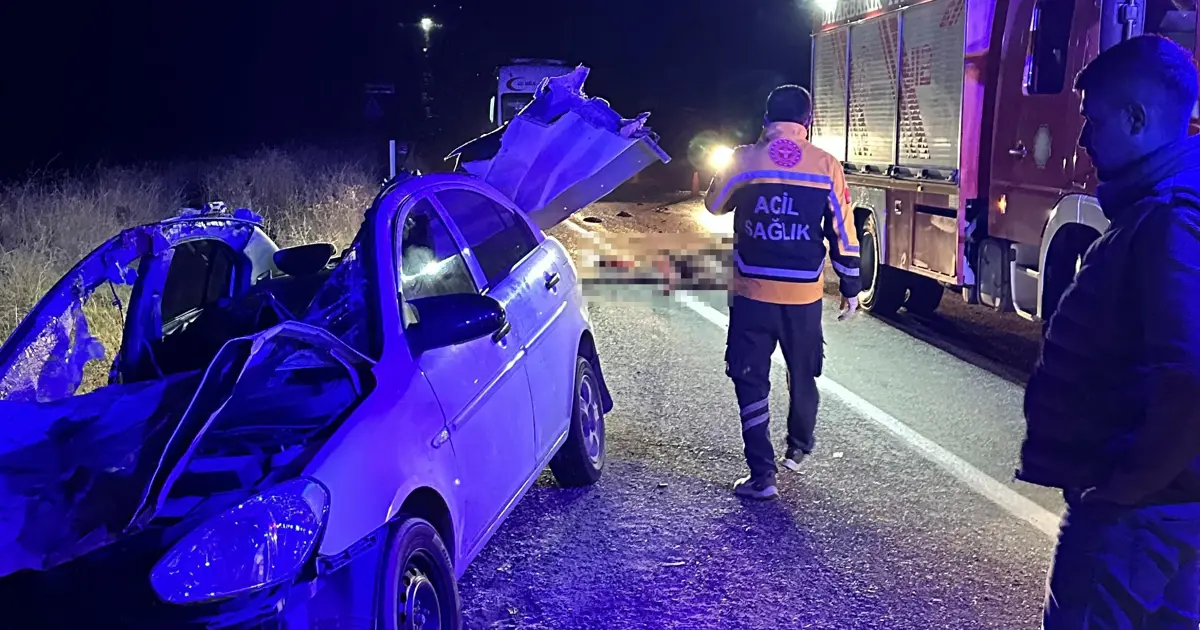 Otomobiller atla çarpıştı: 1 ölü, 7 yaralı