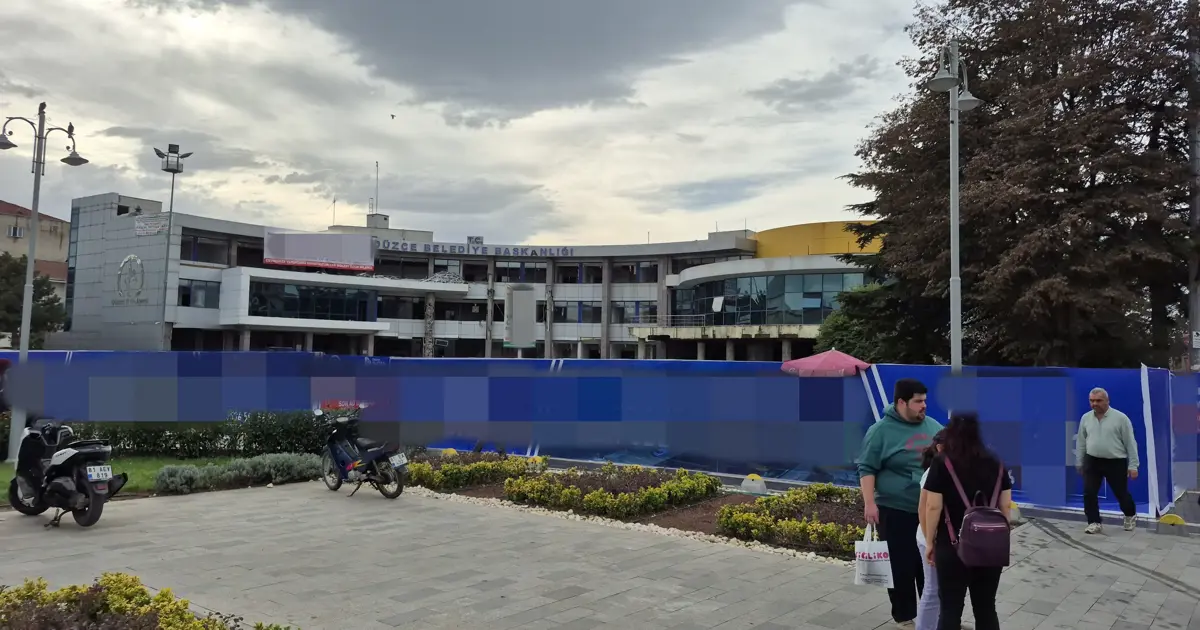 Düzce'de belediye binasında yangın