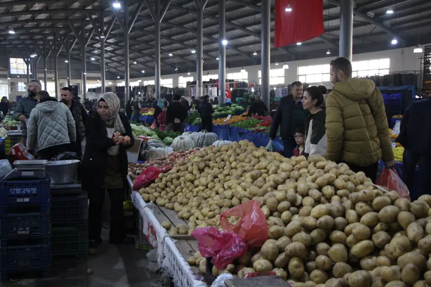 "SOĞAN 7 AYDIR 10 TL'DEN SATILIYOR" 2