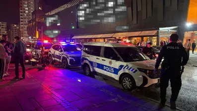 AVM parkında bıçaklı kavga çıktı: 1 yaralı