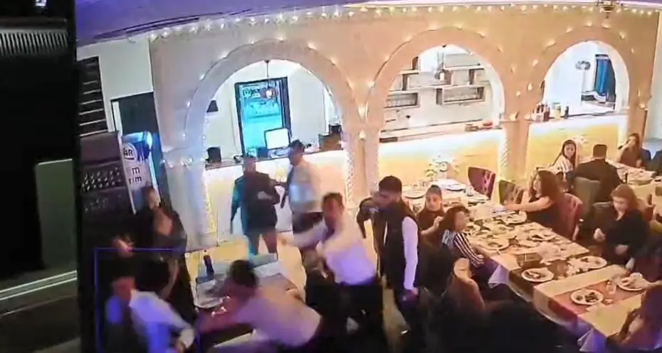 Ankara'da eğlence mekanı kurşunlandı