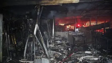 Antalya'da kafe yanıp kül oldu