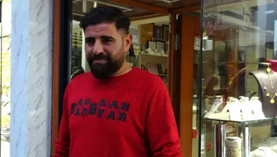 Kuyumcunun yanlışlıkla verdiği 150 bin lirayı iade etti