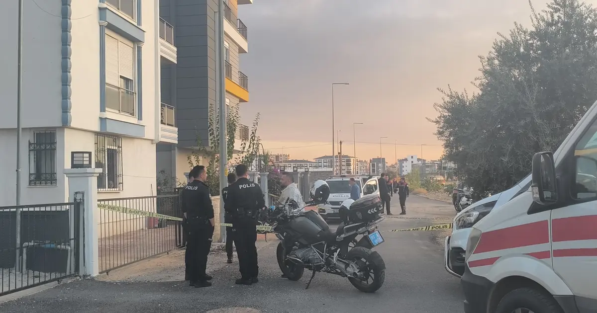 Antalya'da dehşet: Polis memuru eşini ve 2 çocuğunu silahla öldürdü