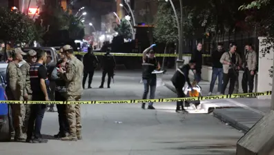 Cizre'de adliye önünde silahlı saldırı: 1 ölü, 1 ağır yaralı