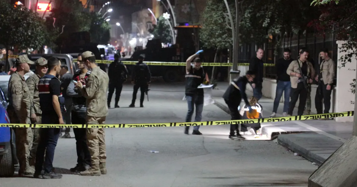 Cizre'de adliye önünde silahlı saldırı: 1 ölü, 1 ağır yaralı