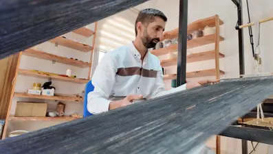 Kışın sıcak, yazın serin tutuyor: 15 günde kullanıma hazır, 6 erkek ustanın elinde şekilleniyor