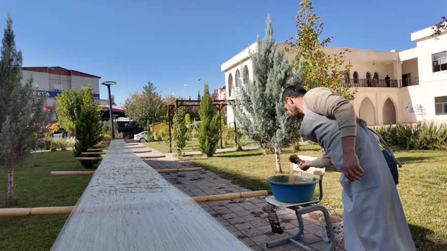 Kışın sıcak, yazın serin tutuyor: 15 günde kullanıma hazır, 6 erkek ustanın elinde şekilleniyor 2