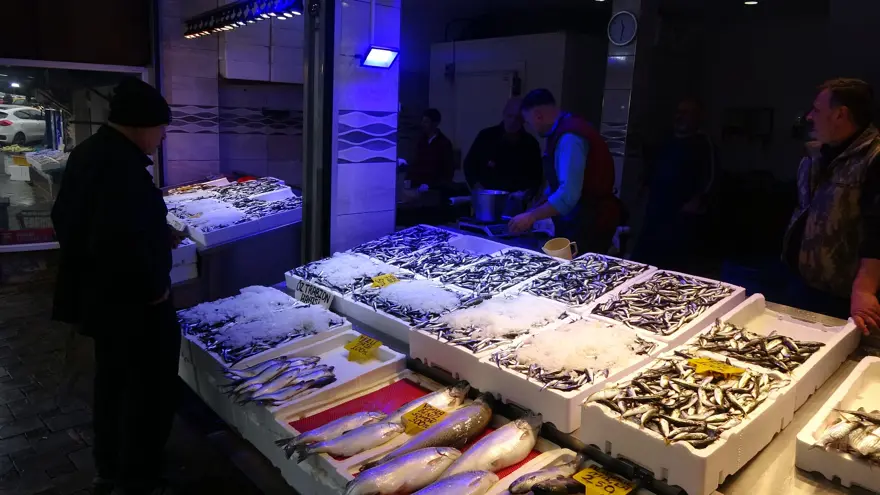 En bereketli sezon, 3 kilosu 200 TL. Tezgahlar doldu, taştı  4