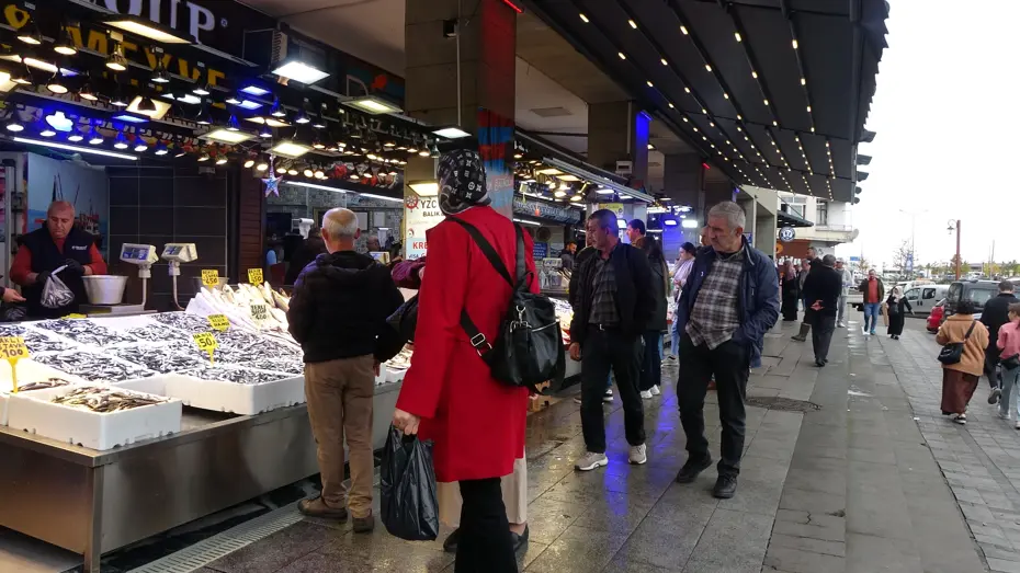 3 kilosu 200 TL, en bereketli sezon. Tezgahlar doldu, taştı