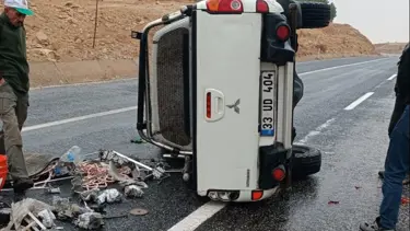 Elazığ’da yağış sonucu kayganlaşan yol, kazaya neden oldu