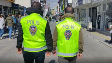 Ağrı’da 6 kişinin karıştığı kavga polis müdahalesiyle kontrol altına alındı