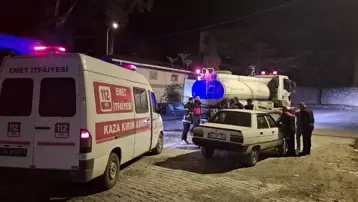 Kütahya'da araç yangını, büyümeden söndürüldü