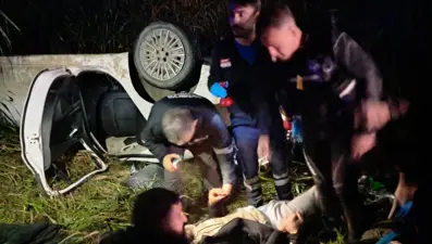 Hatay'da polisten kaçan göçmen kaçakçısı kaza yaptı