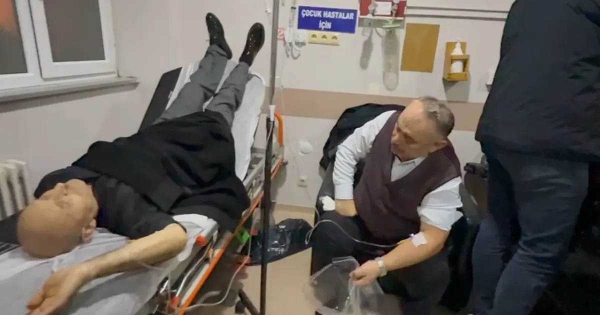 Düğün yemeğinden zehirlenme şüphesi: Yaklaşık 100 kişi hastaneye kaldırıldı