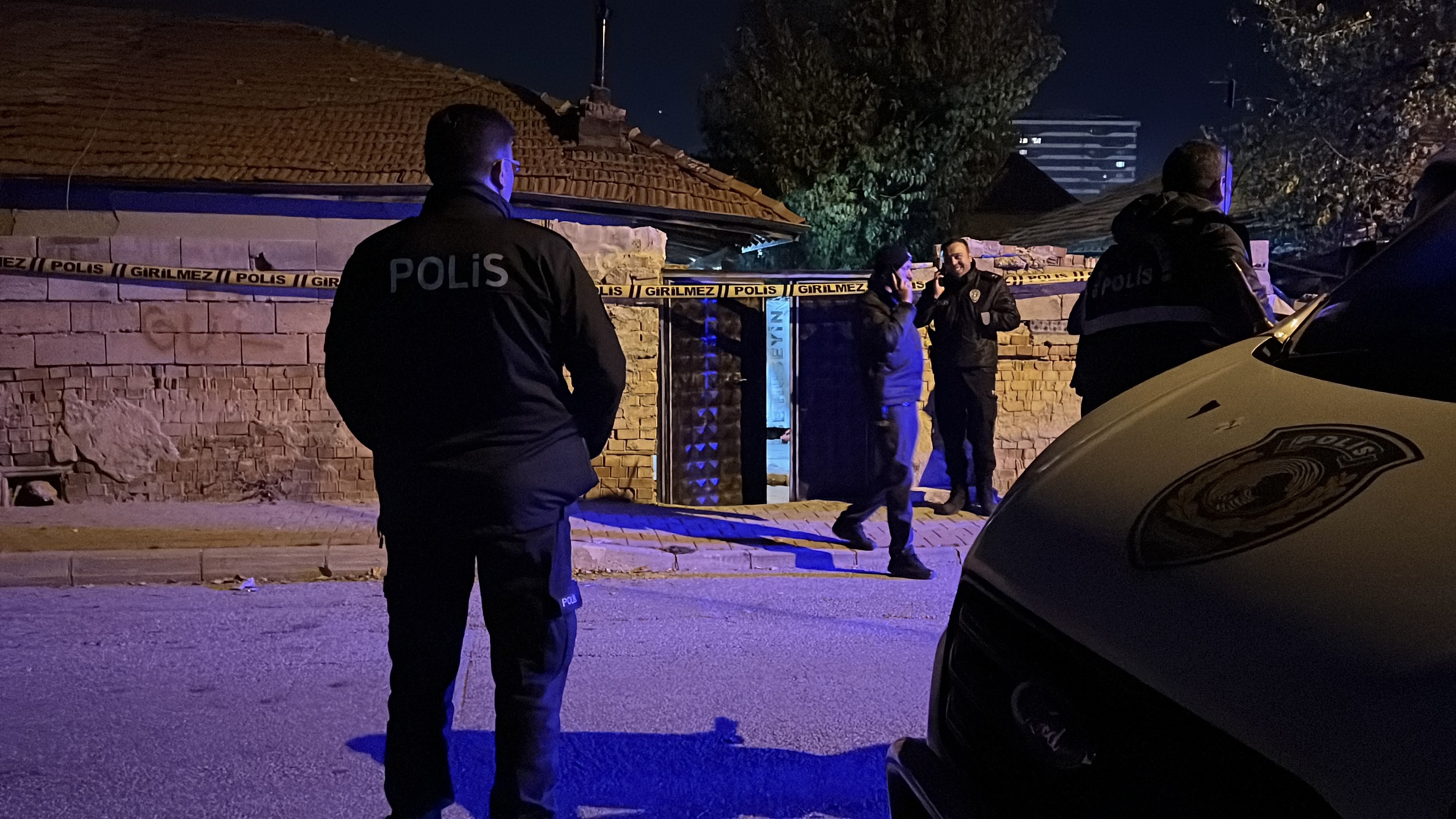 16 yaşındaki çocuk babasını bıçaklayarak öldürdü