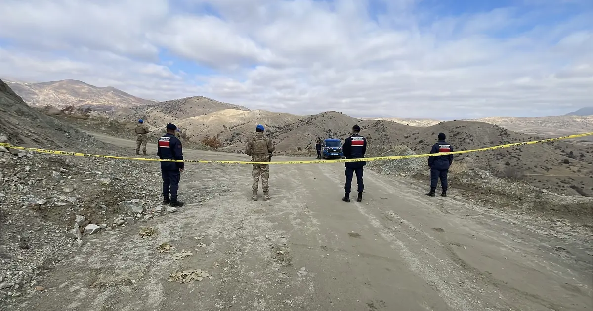 Sivas'ta demir madeninde göçük: Şantiye müdürünü arama çalışmalarına ara verildi