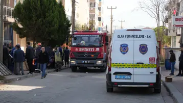 Denizli'de 5 katlı binada yangın çıktı