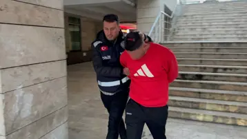Alkollü sürücü "görevi yaptırmamak için direnme" suçundan tutuklandı