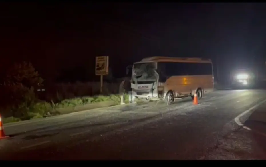 Tekirdağ'da servis araçları çarpıştı: 8 işçi yaralı