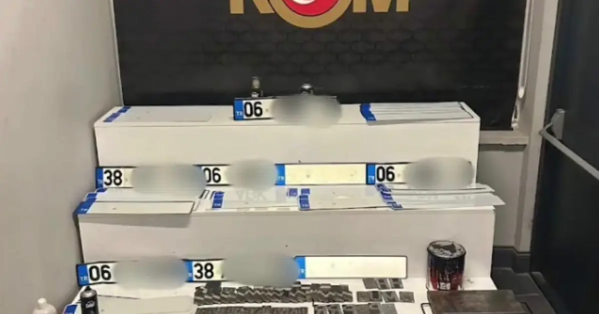 Sahte plaka basan kişilere operasyon: 2 gözaltı