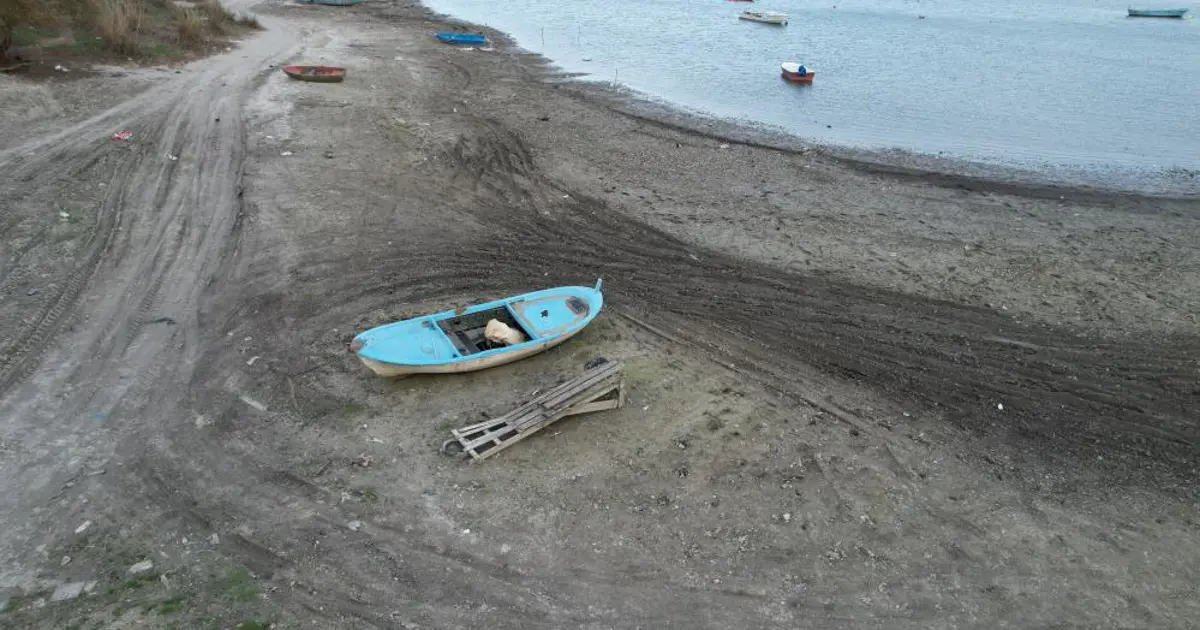 Terkos Gölü'nde sular 10 metre çekildi
