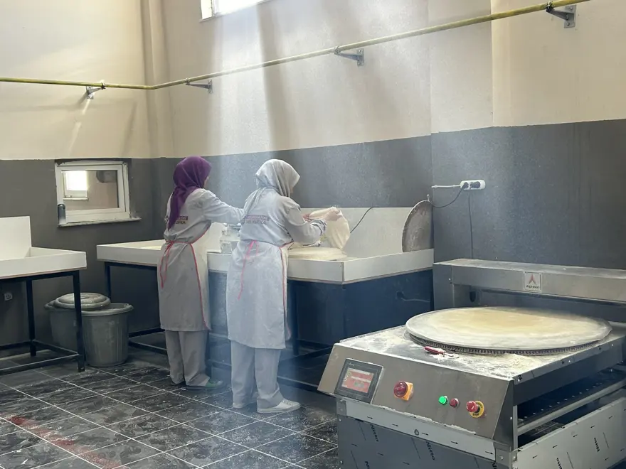 5 yıl önce küçük bir dükkanda başladı, şimdi tonlarca üretiyorlar 2