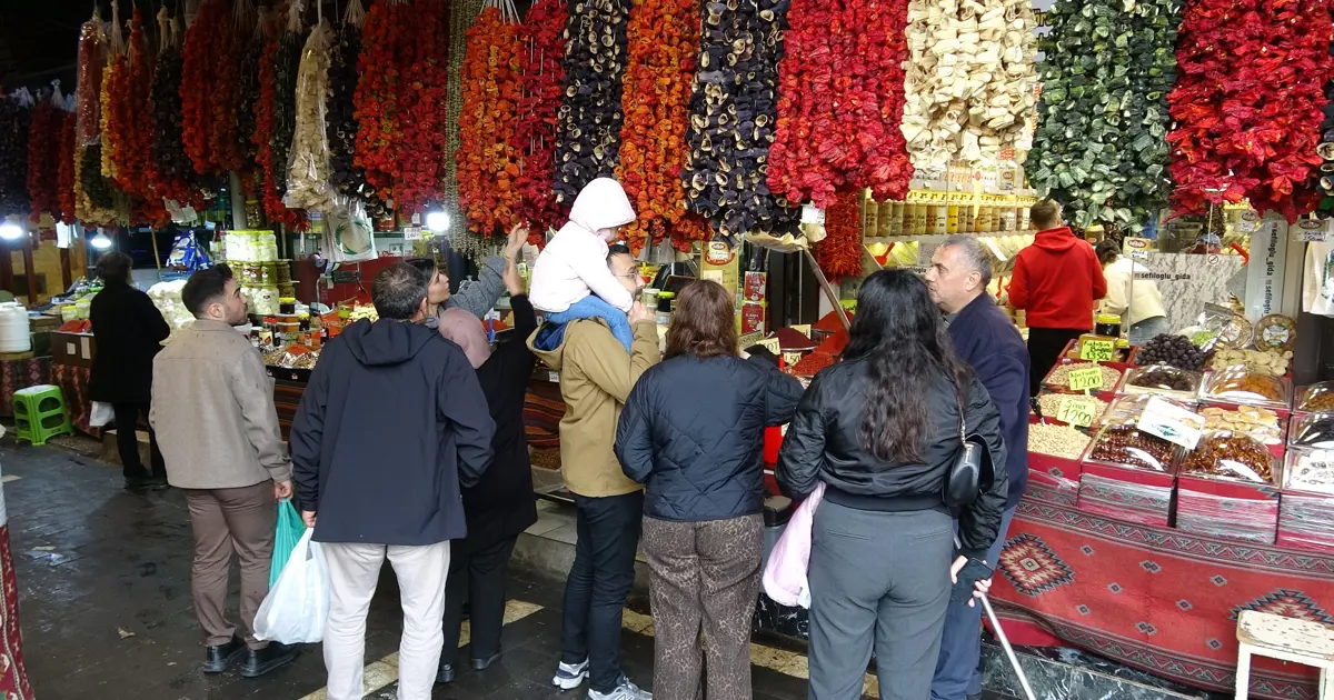 Satışları arttı; vitamin deposu ve el yapımı! Vücudu sıcak tutuyor