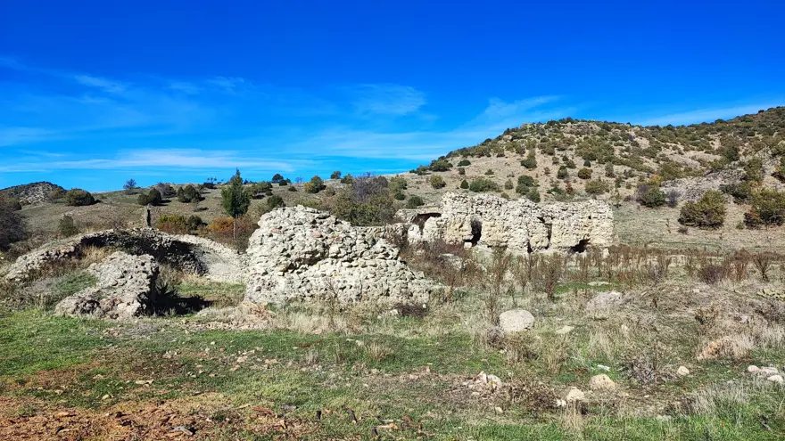 Yozgat'taki 8 asırlık tarihi yapının son hali içler acısı 