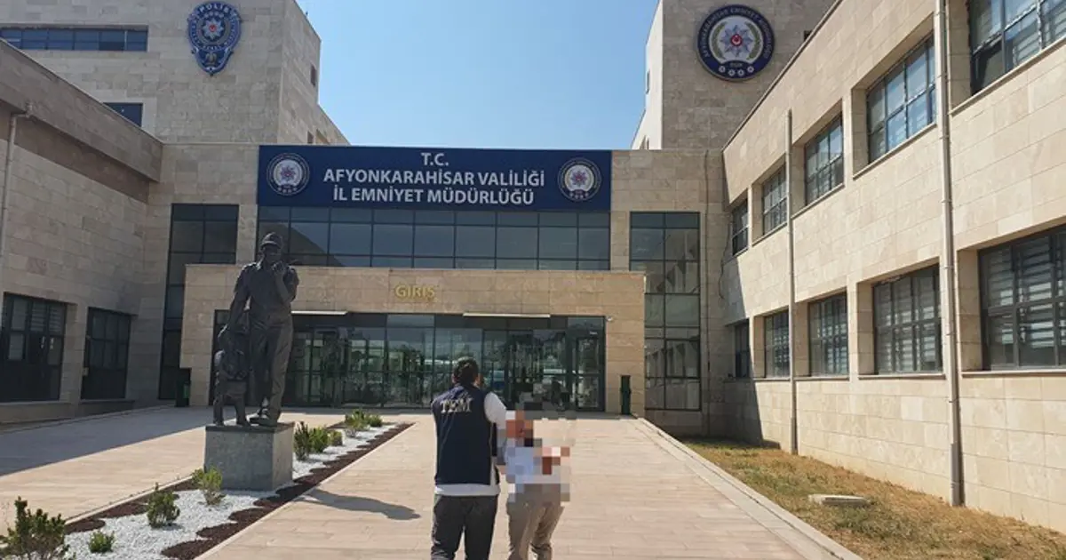 Hapis cezasıyla aranıyordu, Afyon'da yakalandı