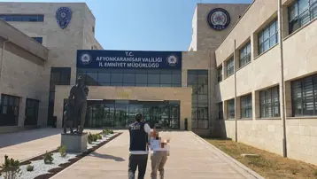 Hapis cezasıyla aranıyordu, Afyon'da yakalandı