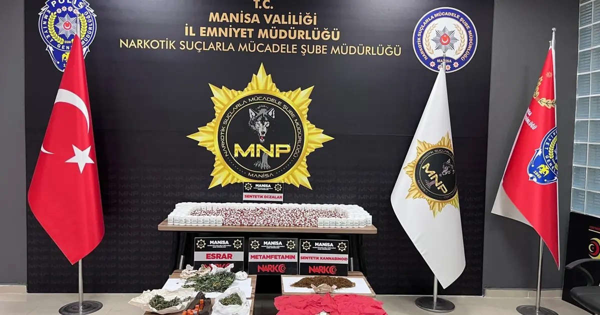 Zehir tacirlerine operasyon: 14 kişi tutuklandı